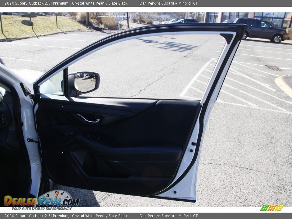 2020 Subaru Outback 2.5i Premium Crystal White Pearl / Slate Black Photo #16