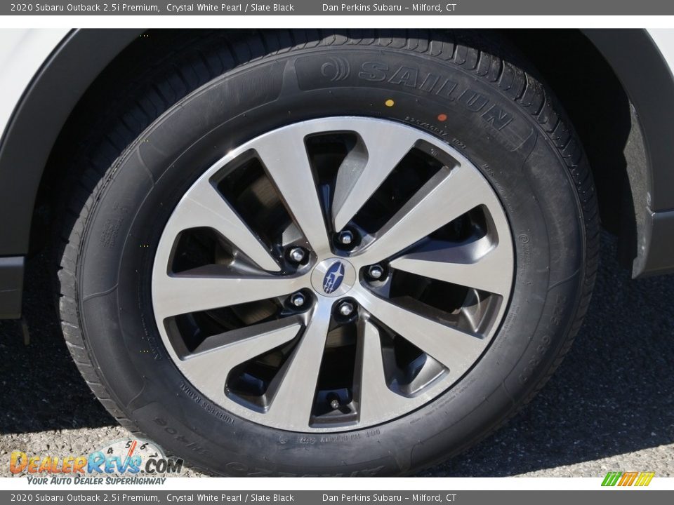 2020 Subaru Outback 2.5i Premium Crystal White Pearl / Slate Black Photo #24
