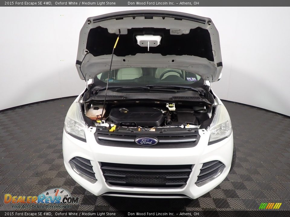 2015 Ford Escape SE 4WD Oxford White / Medium Light Stone Photo #6