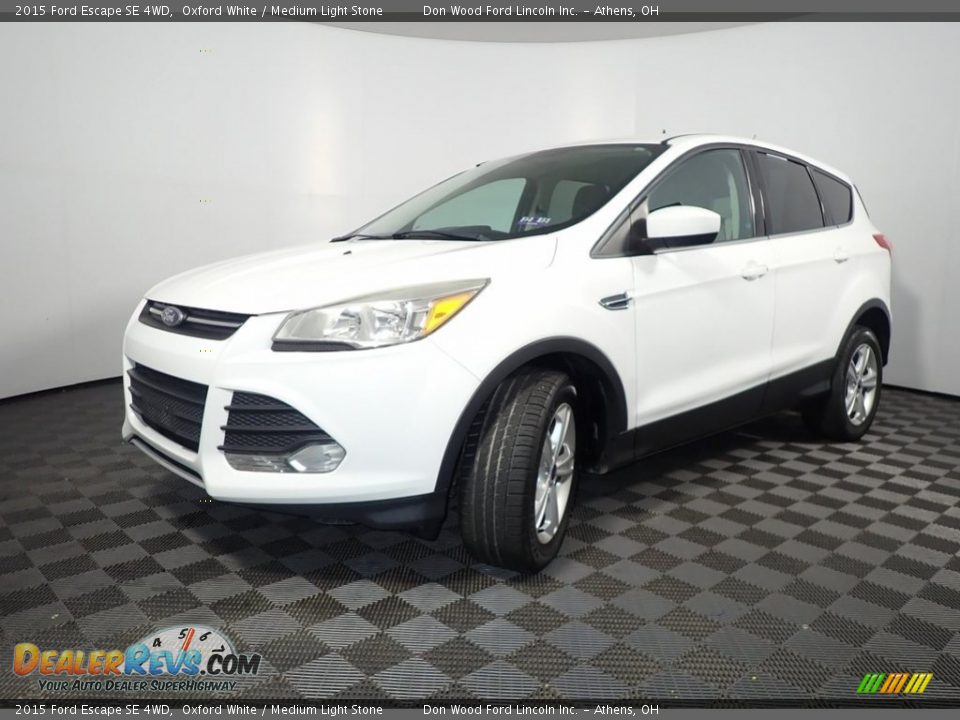 2015 Ford Escape SE 4WD Oxford White / Medium Light Stone Photo #8