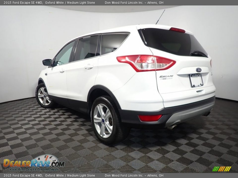 2015 Ford Escape SE 4WD Oxford White / Medium Light Stone Photo #10