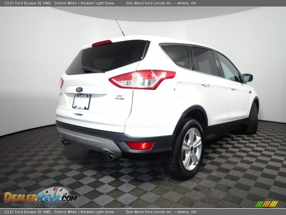 2015 Ford Escape SE 4WD Oxford White / Medium Light Stone Photo #15