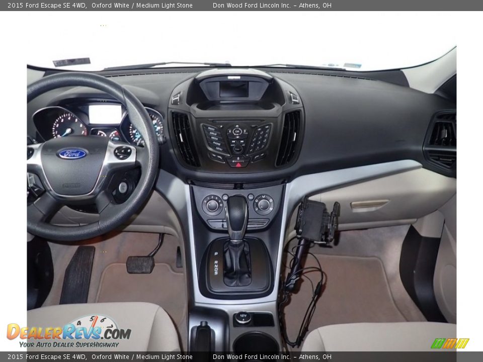 2015 Ford Escape SE 4WD Oxford White / Medium Light Stone Photo #23