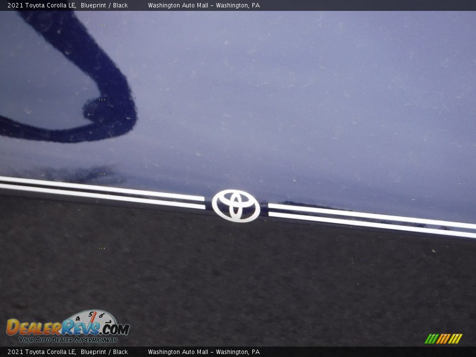 2021 Toyota Corolla LE Blueprint / Black Photo #15