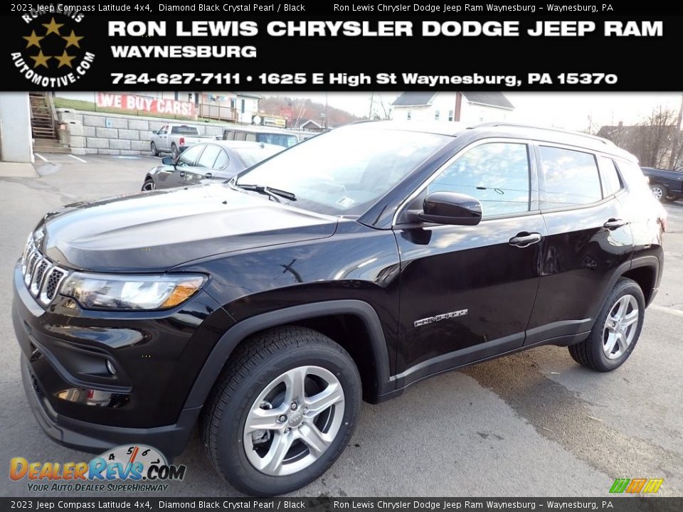 2023 Jeep Compass Latitude 4x4 Diamond Black Crystal Pearl / Black Photo #1