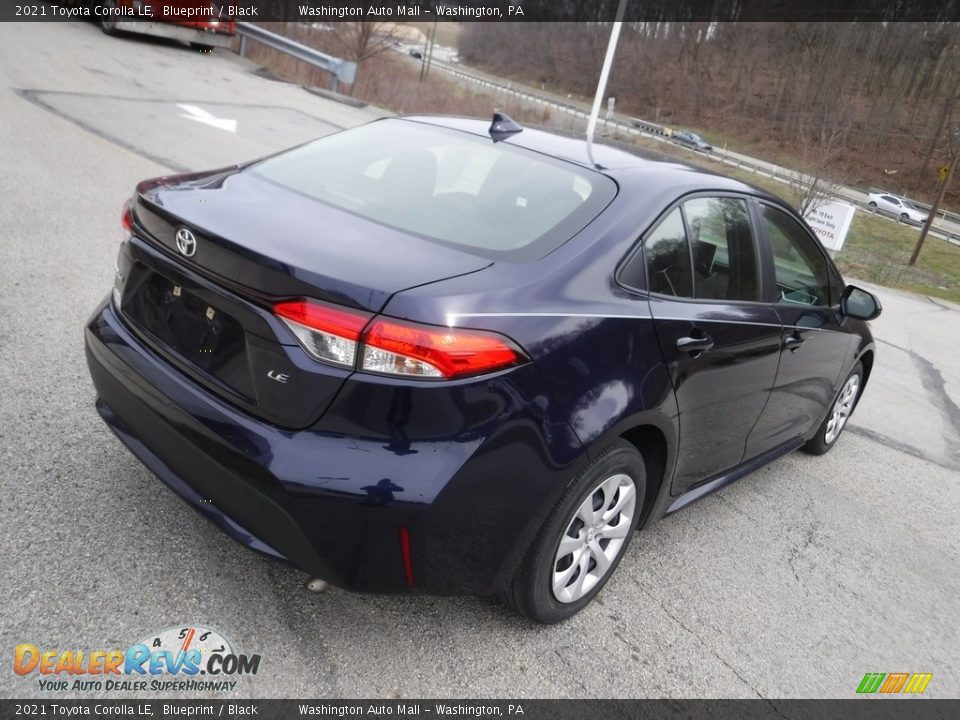 2021 Toyota Corolla LE Blueprint / Black Photo #17