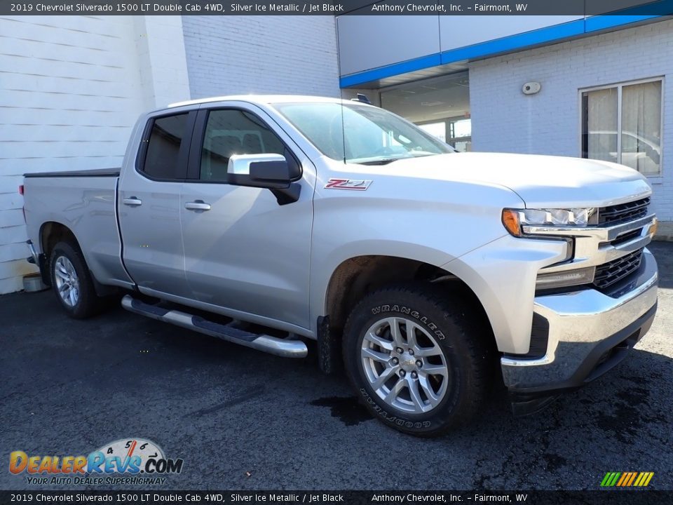 2019 Chevrolet Silverado 1500 LT Double Cab 4WD Silver Ice Metallic / Jet Black Photo #4