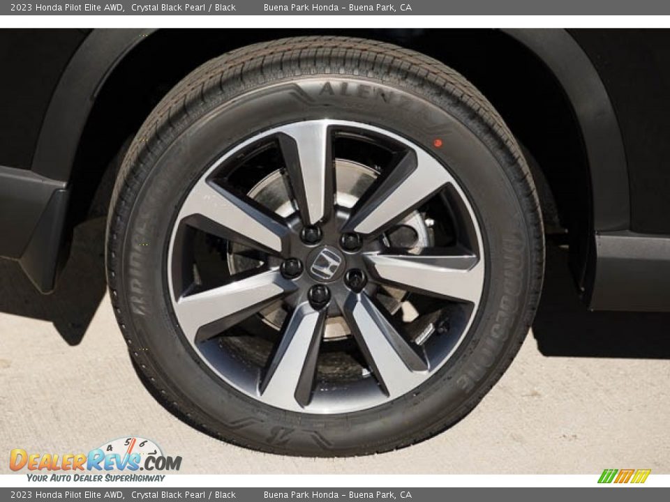 2023 Honda Pilot Elite AWD Wheel Photo #10