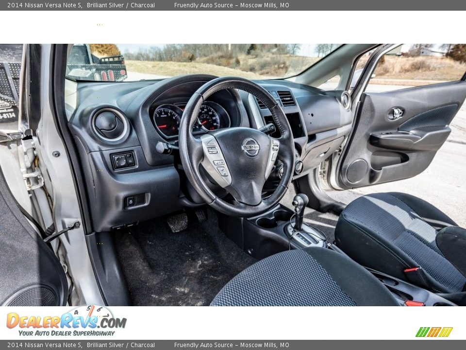 2014 Nissan Versa Note S Brilliant Silver / Charcoal Photo #19