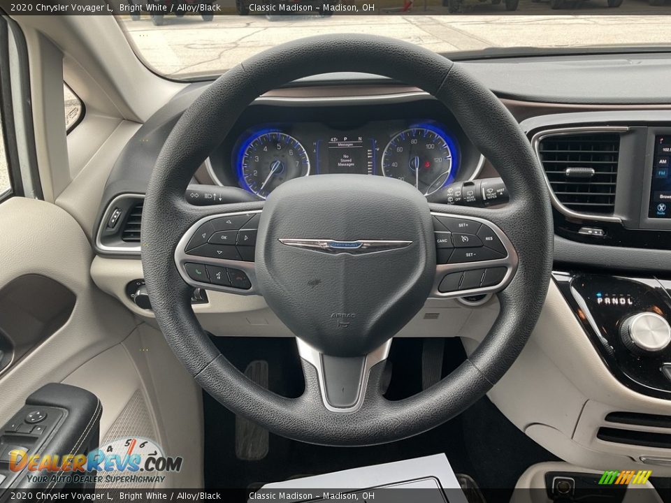 2020 Chrysler Voyager L Steering Wheel Photo #7