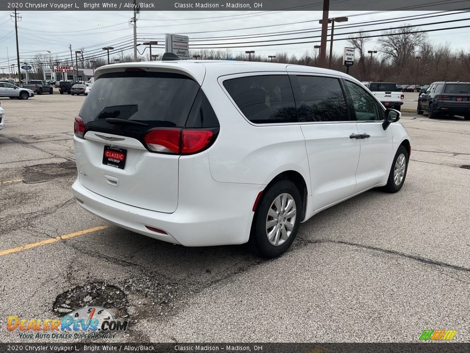 2020 Chrysler Voyager L Bright White / Alloy/Black Photo #10