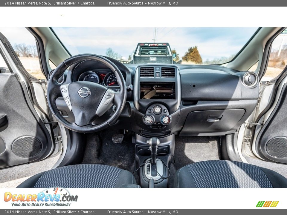 2014 Nissan Versa Note S Brilliant Silver / Charcoal Photo #26