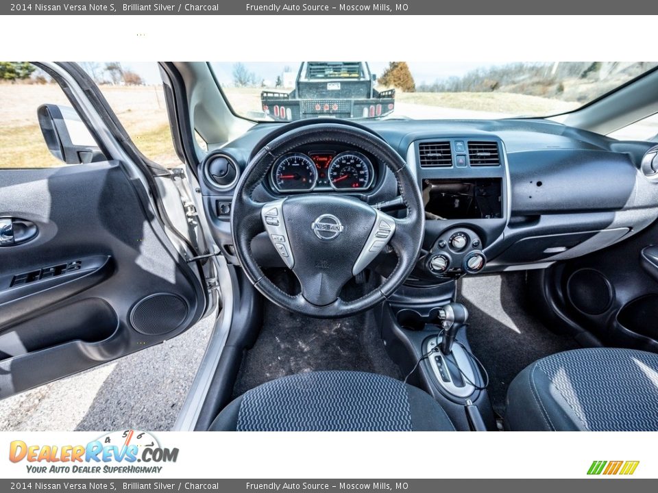 2014 Nissan Versa Note S Brilliant Silver / Charcoal Photo #27