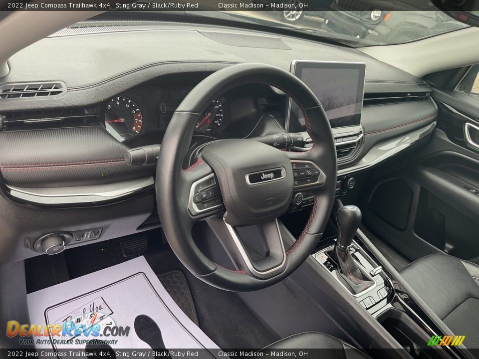 2022 Jeep Compass Trailhawk 4x4 Sting Gray / Black/Ruby Red Photo #4