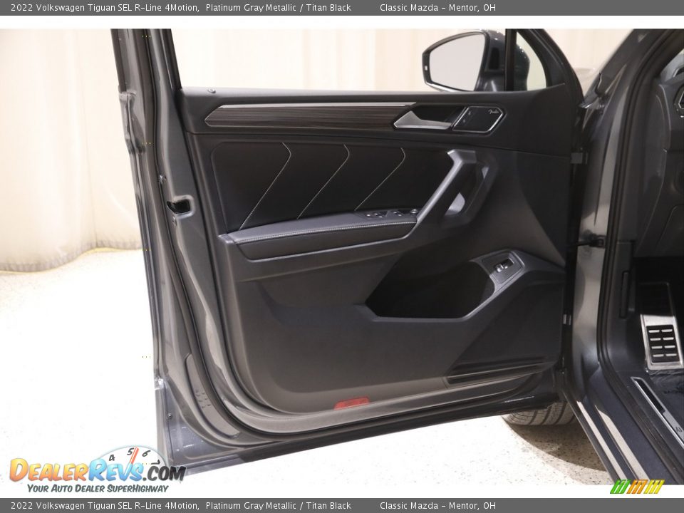 2022 Volkswagen Tiguan SEL R-Line 4Motion Platinum Gray Metallic / Titan Black Photo #4
