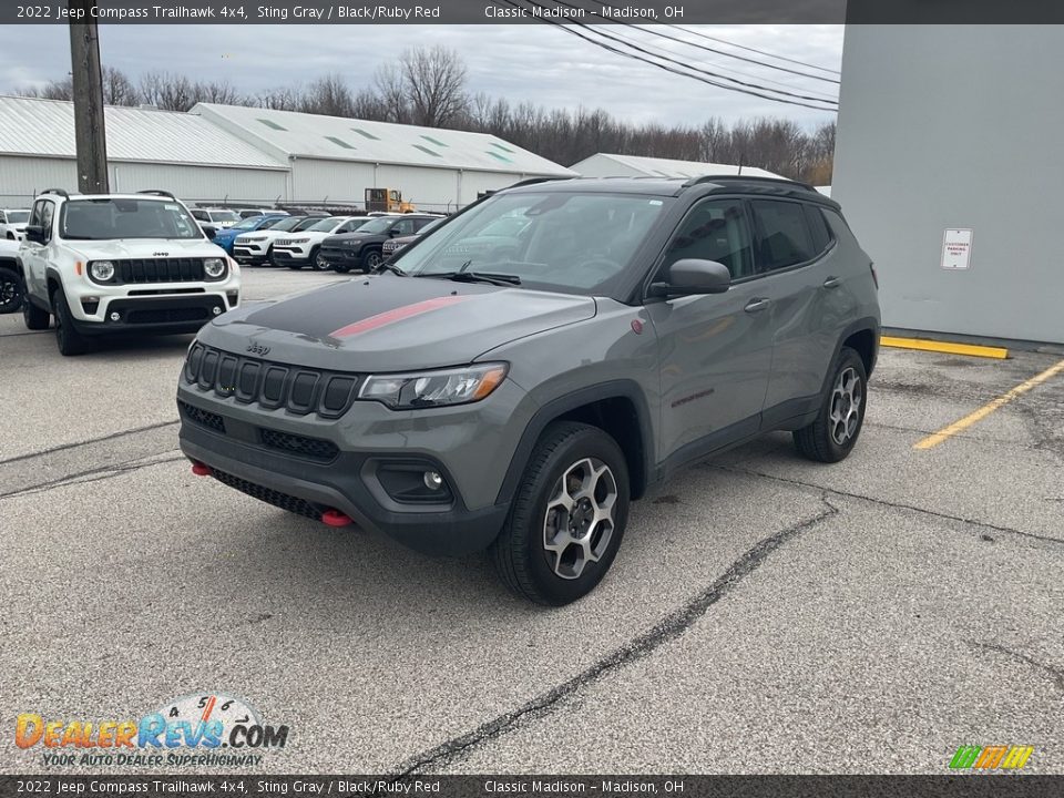 2022 Jeep Compass Trailhawk 4x4 Sting Gray / Black/Ruby Red Photo #7