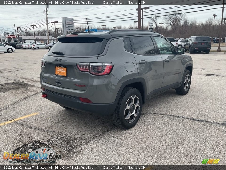 2022 Jeep Compass Trailhawk 4x4 Sting Gray / Black/Ruby Red Photo #8
