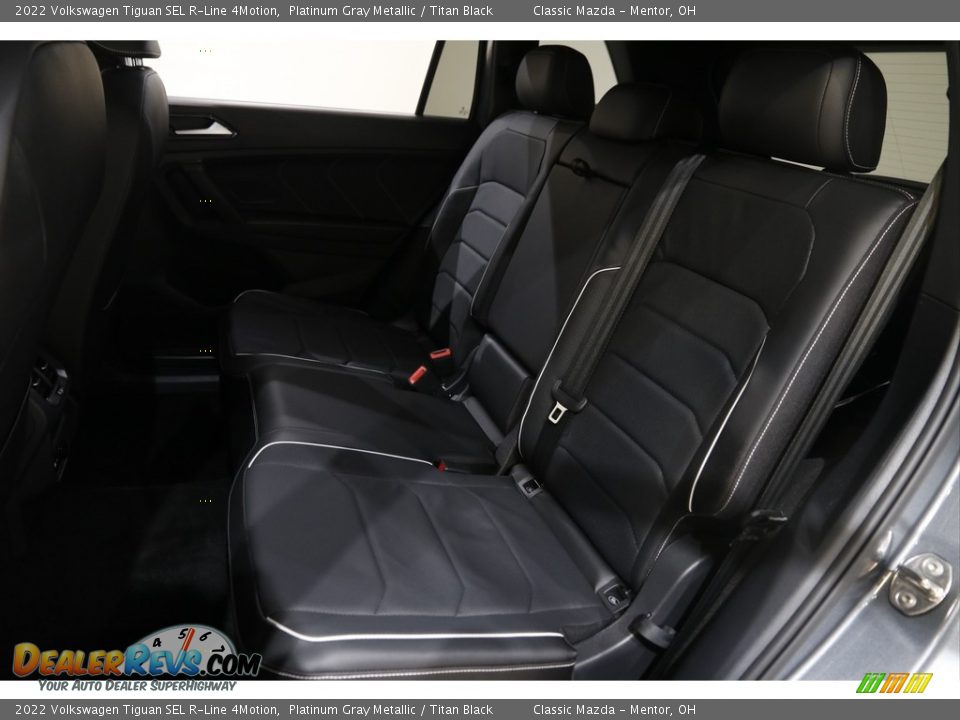 2022 Volkswagen Tiguan SEL R-Line 4Motion Platinum Gray Metallic / Titan Black Photo #18