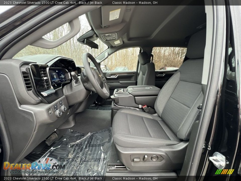 2023 Chevrolet Silverado 1500 LT Crew Cab 4x4 Black / Jet Black Photo #6