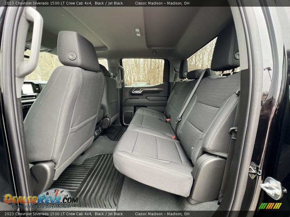 2023 Chevrolet Silverado 1500 LT Crew Cab 4x4 Black / Jet Black Photo #16