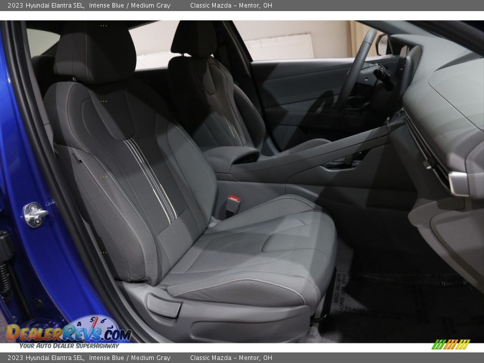 2023 Hyundai Elantra SEL Intense Blue / Medium Gray Photo #16