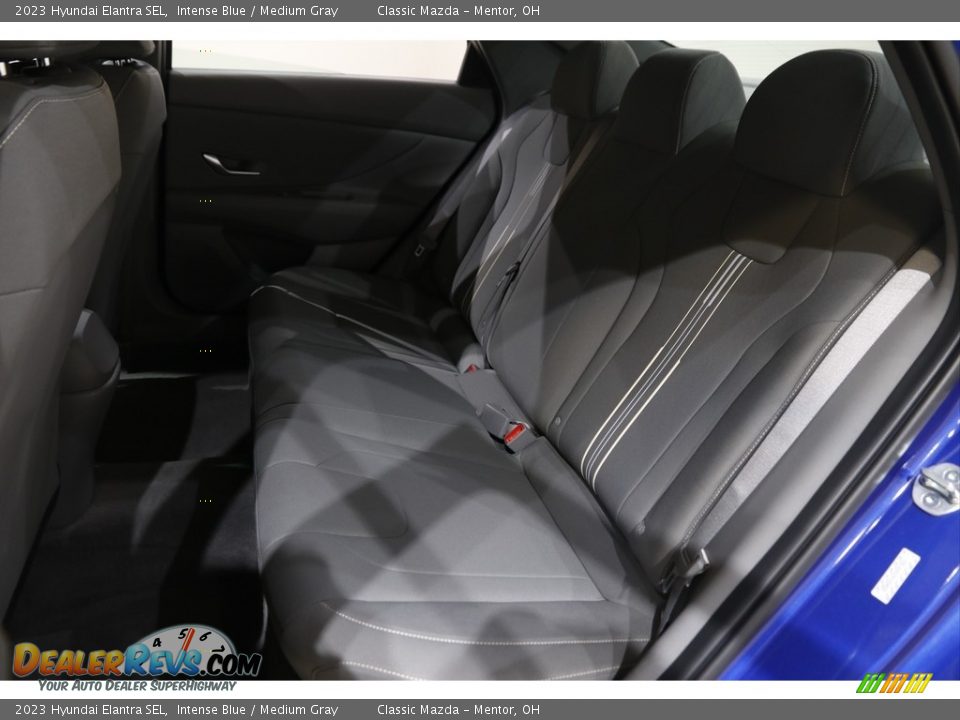 2023 Hyundai Elantra SEL Intense Blue / Medium Gray Photo #18