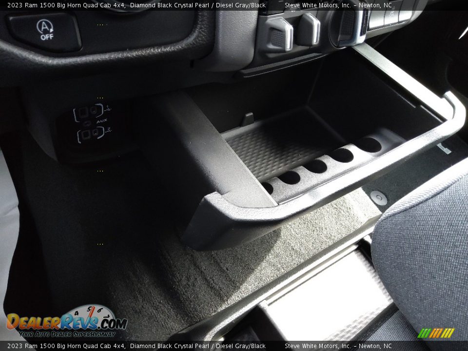 2023 Ram 1500 Big Horn Quad Cab 4x4 Diamond Black Crystal Pearl / Diesel Gray/Black Photo #26