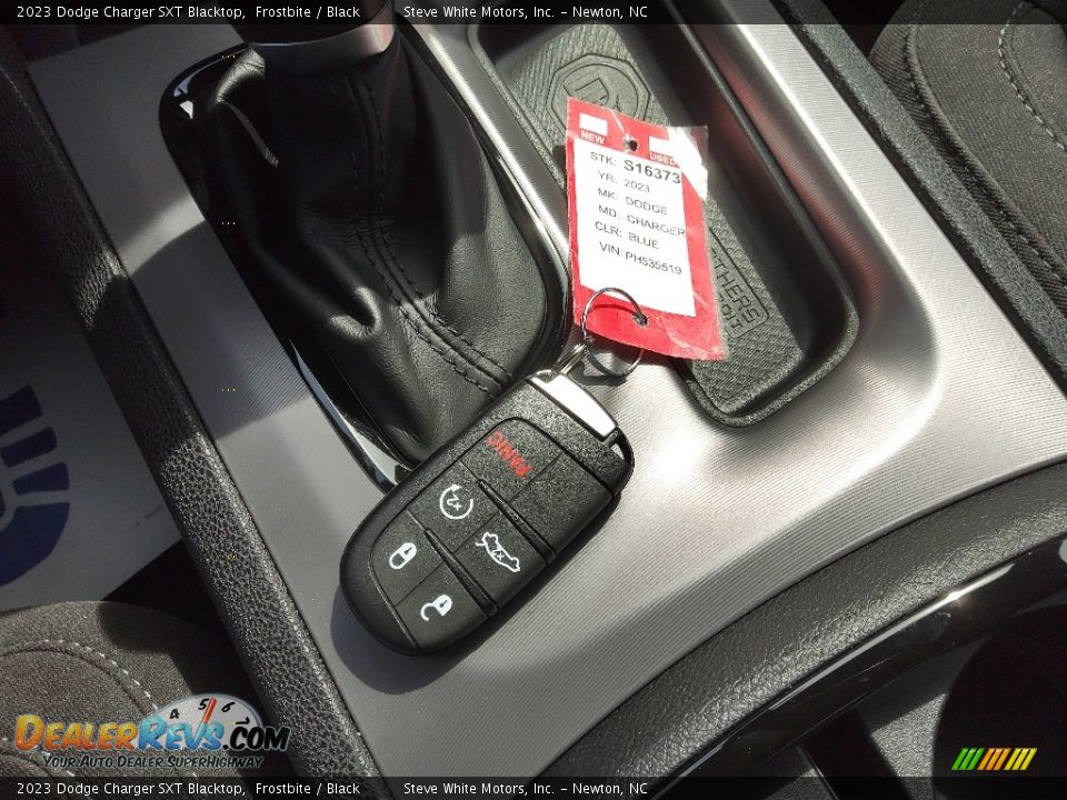 Keys of 2023 Dodge Charger SXT Blacktop Photo #29