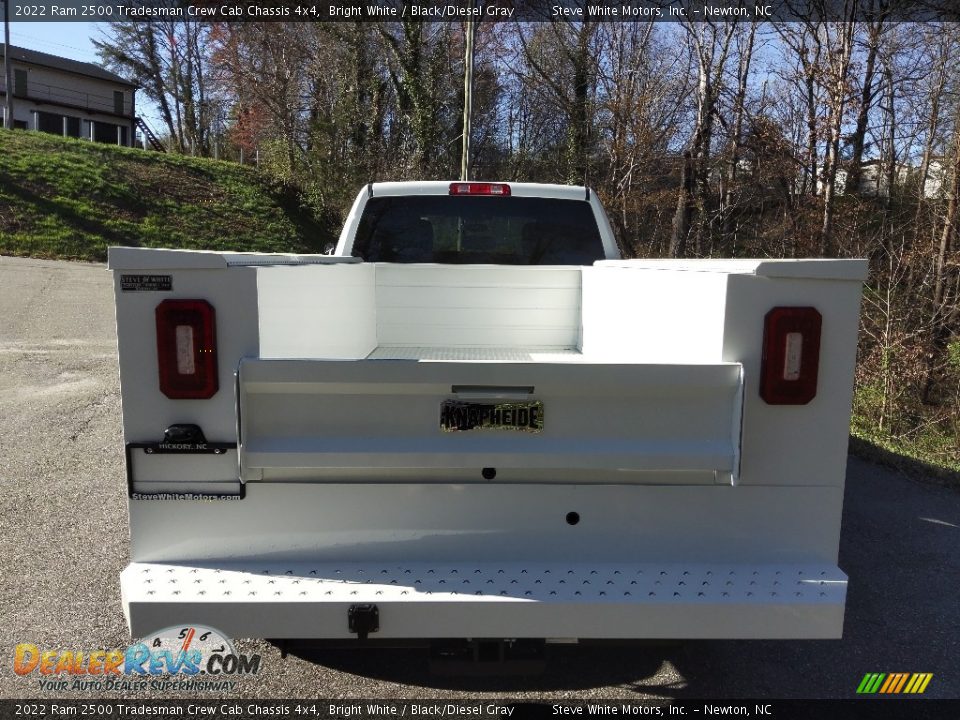 2022 Ram 2500 Tradesman Crew Cab Chassis 4x4 Bright White / Black/Diesel Gray Photo #9