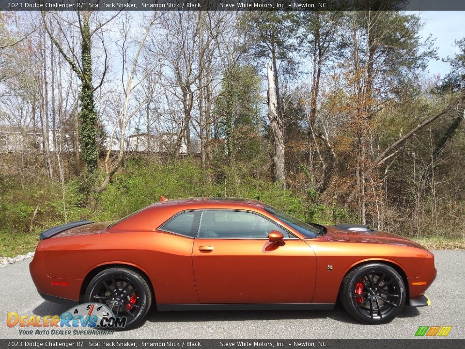 Sinamon Stick 2023 Dodge Challenger R/T Scat Pack Shaker Photo #5