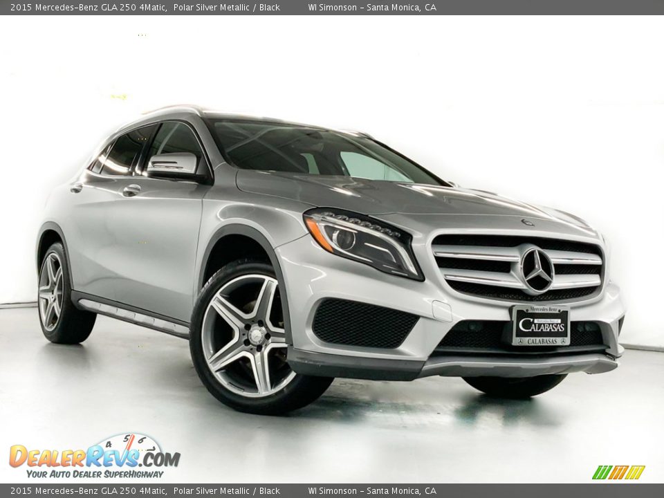 Front 3/4 View of 2015 Mercedes-Benz GLA 250 4Matic Photo #2