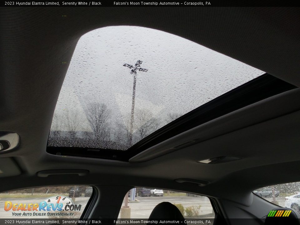 Sunroof of 2023 Hyundai Elantra Limited Photo #14