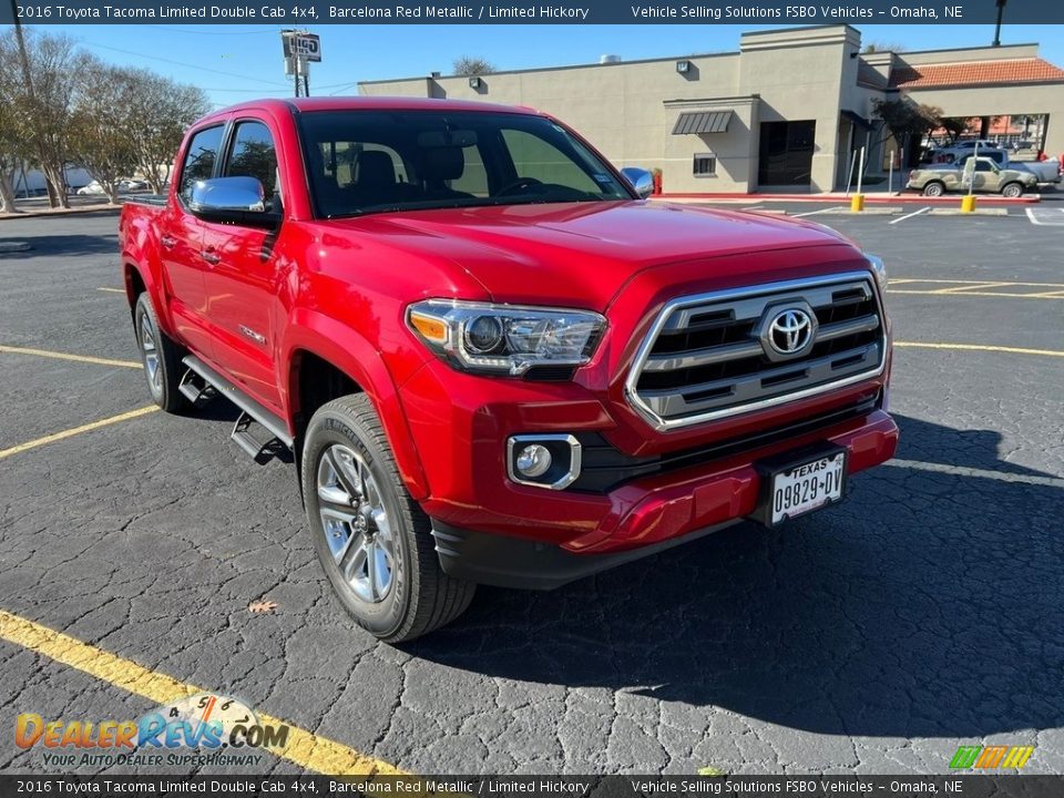 Front 3/4 View of 2016 Toyota Tacoma Limited Double Cab 4x4 Photo #7