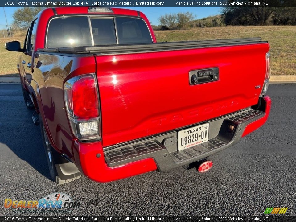 2016 Toyota Tacoma Limited Double Cab 4x4 Barcelona Red Metallic / Limited Hickory Photo #11