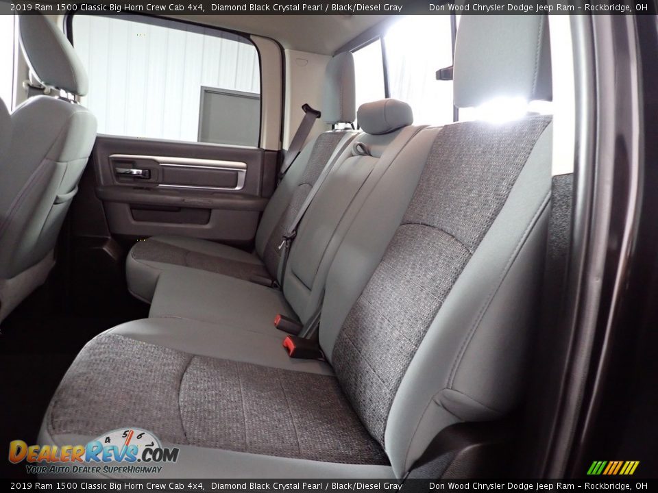 2019 Ram 1500 Classic Big Horn Crew Cab 4x4 Diamond Black Crystal Pearl / Black/Diesel Gray Photo #22