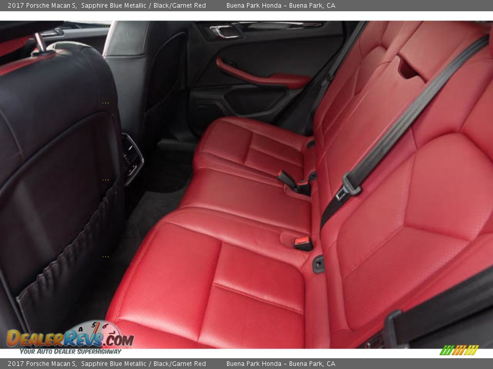 Rear Seat of 2017 Porsche Macan S Photo #4