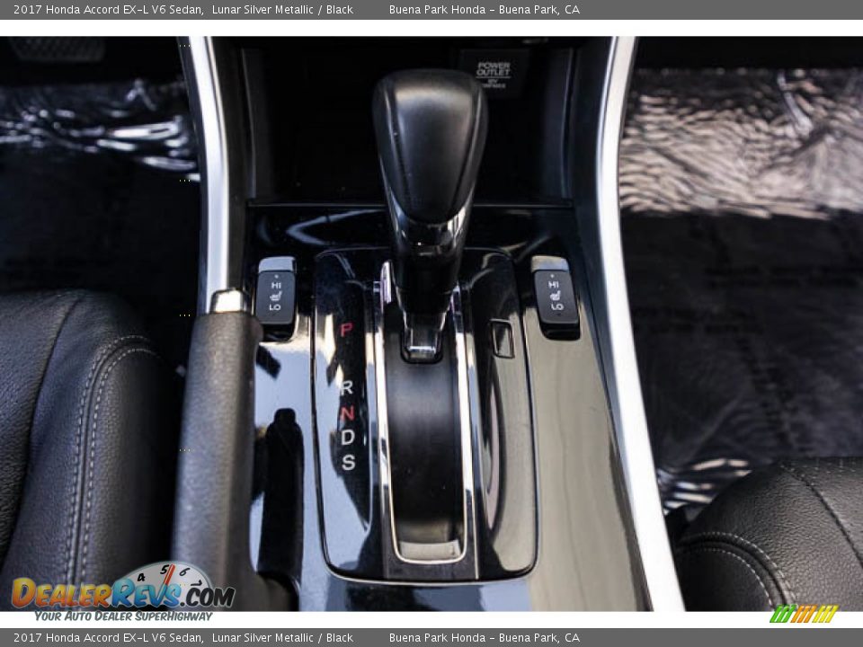 2017 Honda Accord EX-L V6 Sedan Lunar Silver Metallic / Black Photo #16