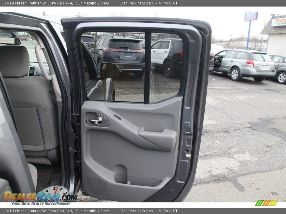 2019 Nissan Frontier SV Crew Cab 4x4 Gun Metallic / Steel Photo #14