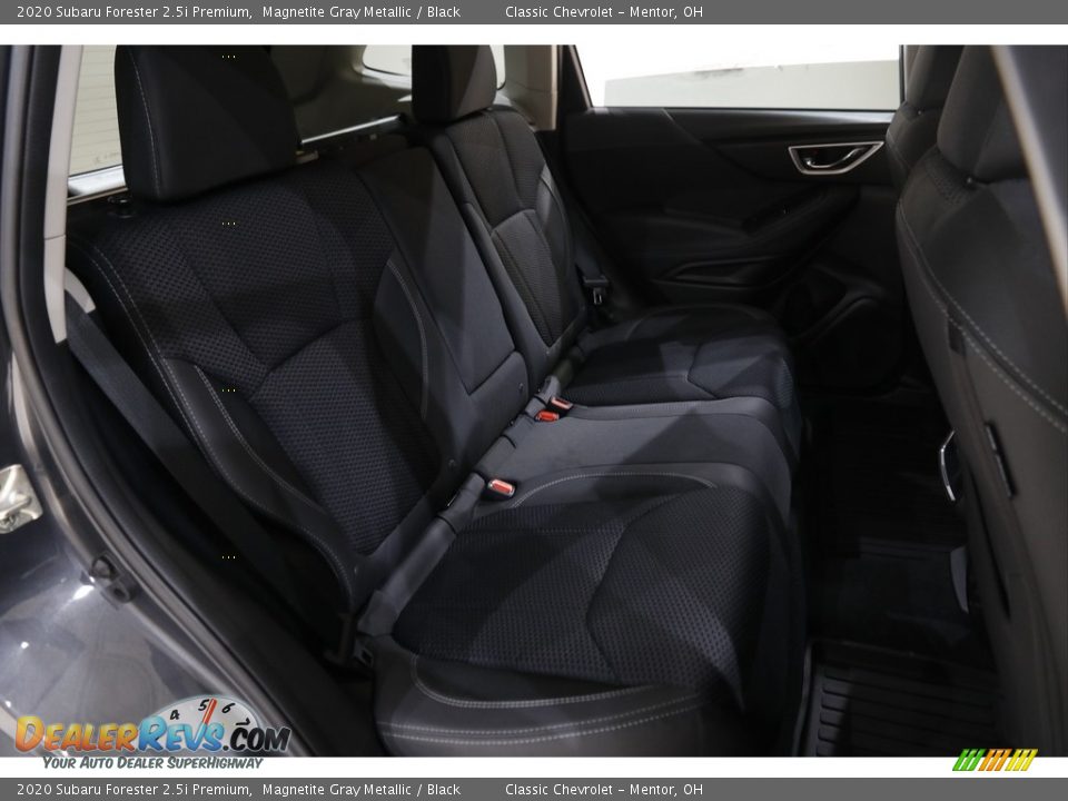 2020 Subaru Forester 2.5i Premium Magnetite Gray Metallic / Black Photo #16