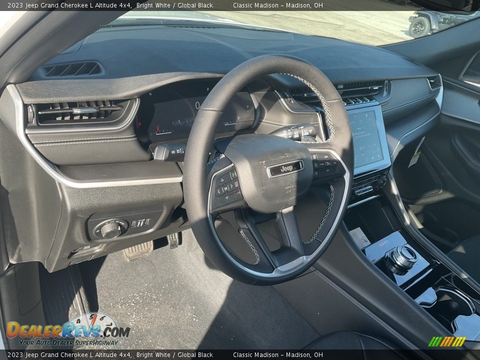 2023 Jeep Grand Cherokee L Altitude 4x4 Bright White / Global Black Photo #5