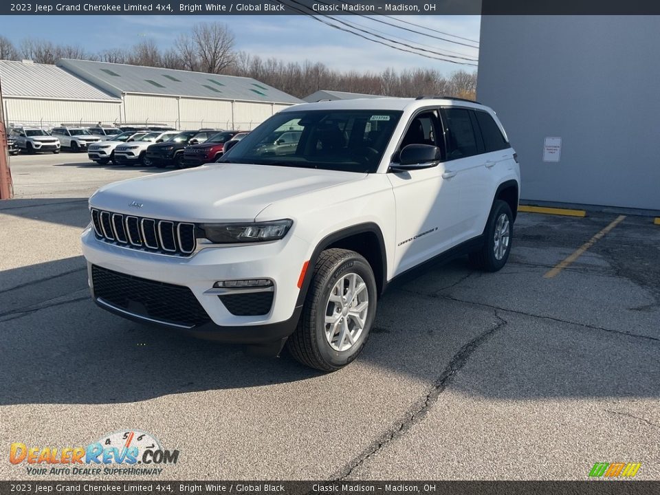 2023 Jeep Grand Cherokee Limited 4x4 Bright White / Global Black Photo #7
