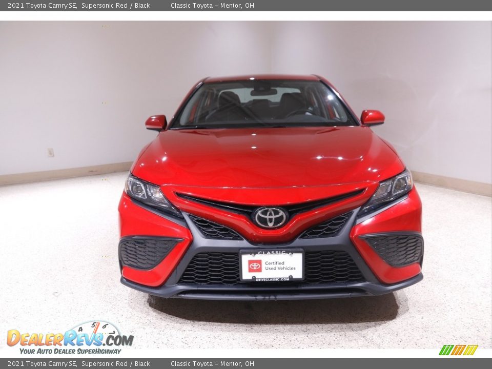 2021 Toyota Camry SE Supersonic Red / Black Photo #2