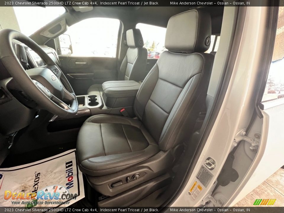 2023 Chevrolet Silverado 2500HD LTZ Crew Cab 4x4 Iridescent Pearl Tricoat / Jet Black Photo #15