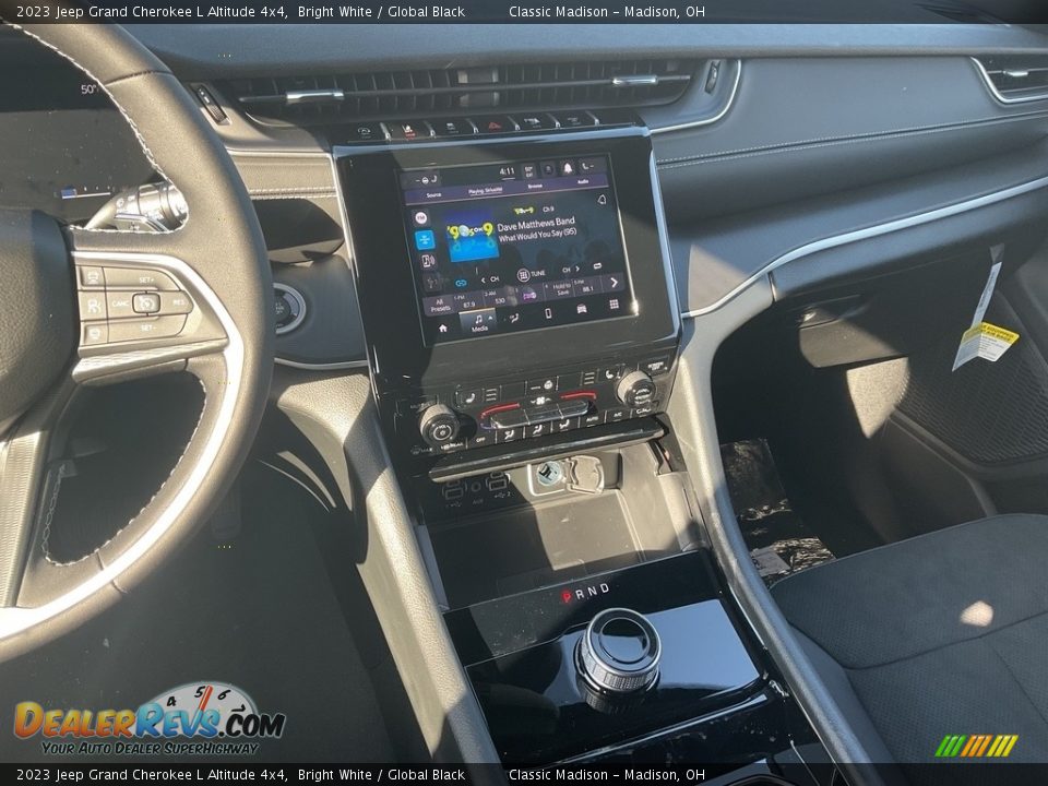 2023 Jeep Grand Cherokee L Altitude 4x4 Bright White / Global Black Photo #7