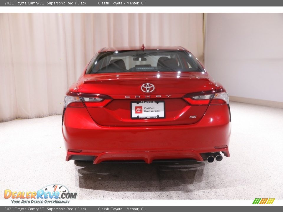 2021 Toyota Camry SE Supersonic Red / Black Photo #16