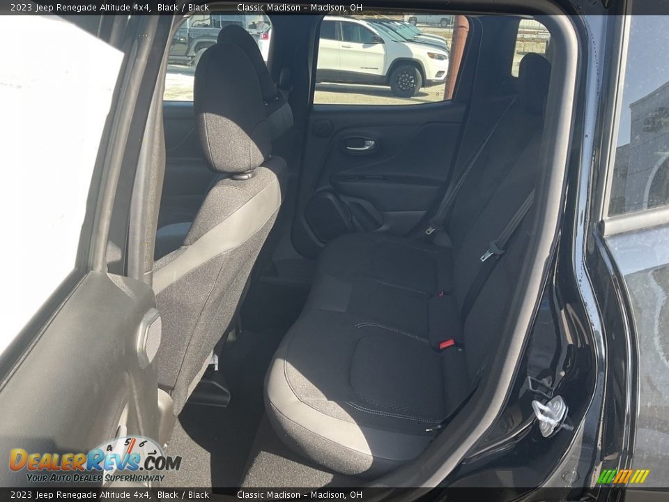 2023 Jeep Renegade Altitude 4x4 Black / Black Photo #3