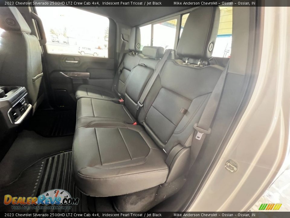 2023 Chevrolet Silverado 2500HD LTZ Crew Cab 4x4 Iridescent Pearl Tricoat / Jet Black Photo #29