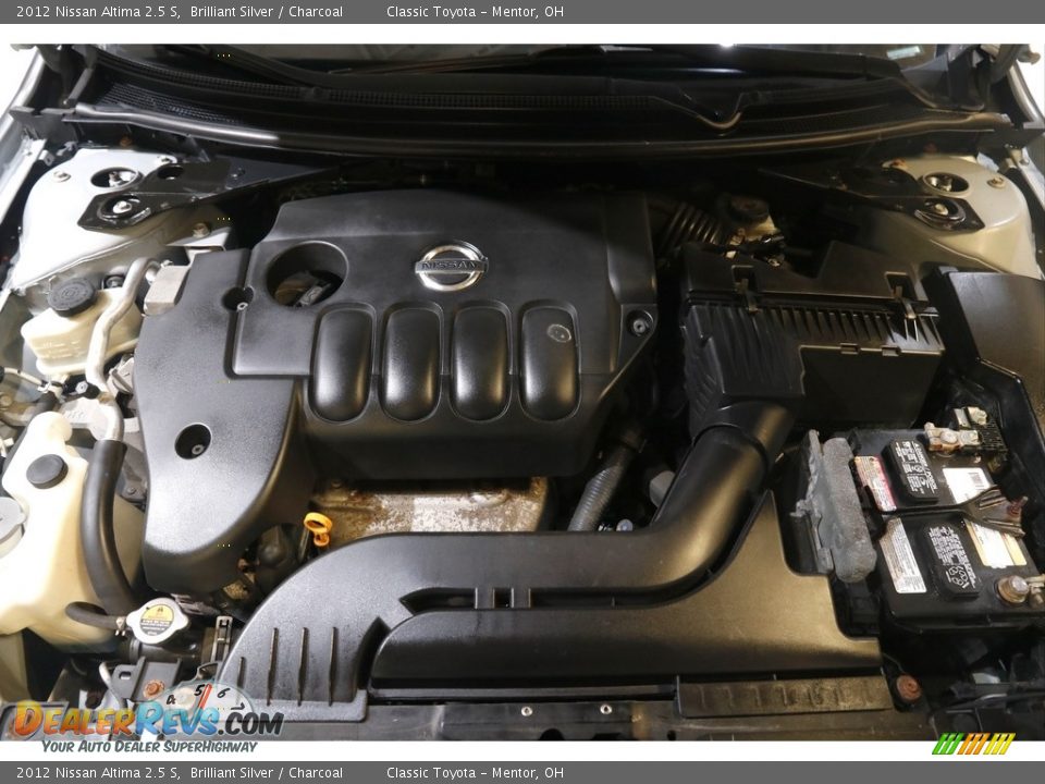 2012 Nissan Altima 2.5 S Brilliant Silver / Charcoal Photo #17