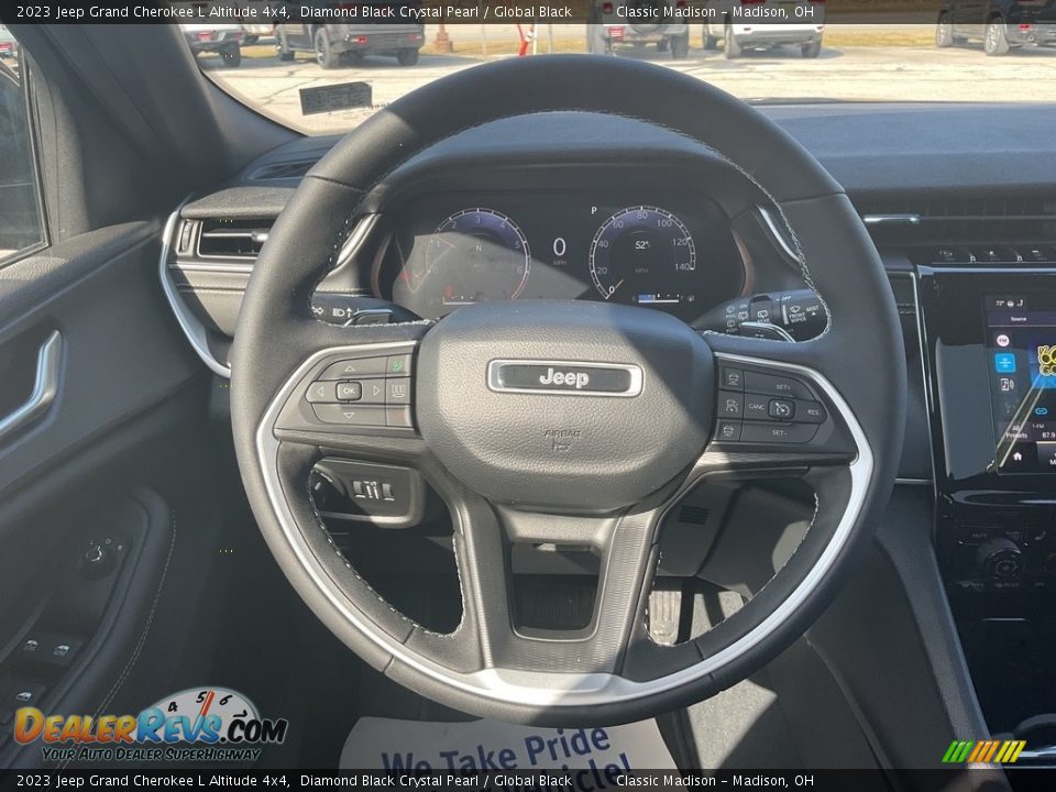 2023 Jeep Grand Cherokee L Altitude 4x4 Diamond Black Crystal Pearl / Global Black Photo #5