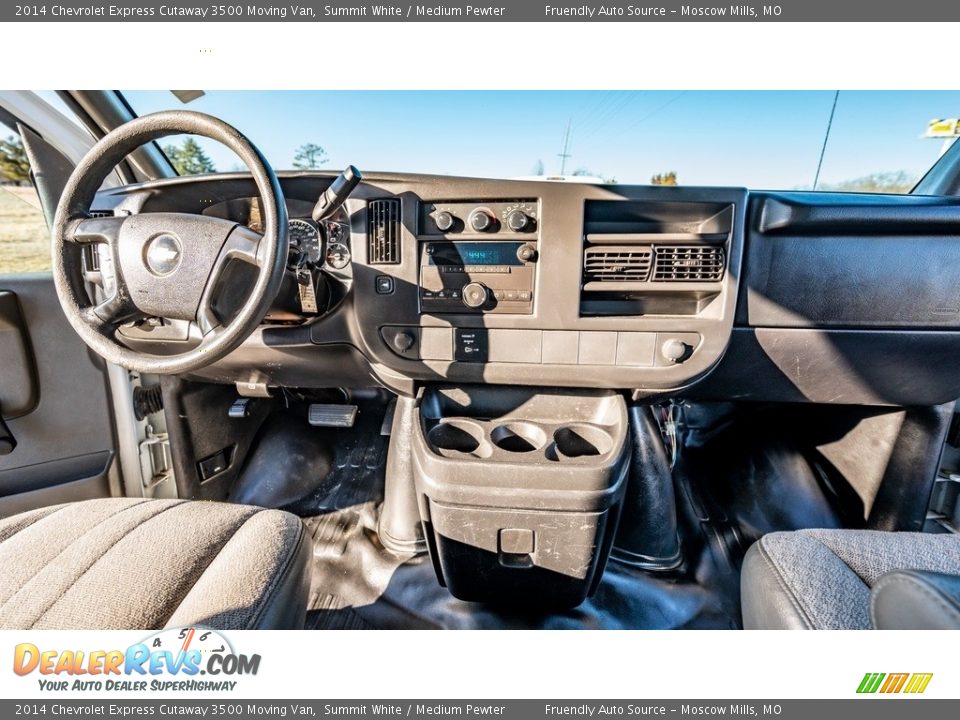 2014 Chevrolet Express Cutaway 3500 Moving Van Summit White / Medium Pewter Photo #13